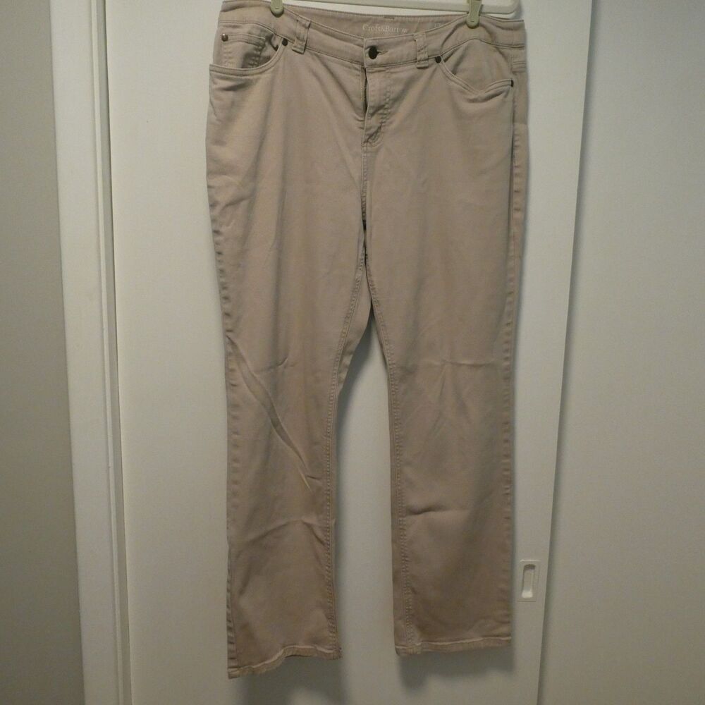 Croft & Barrow Women's 16 Average Khaki Stretch Straight Leg Classic Fit Jeans